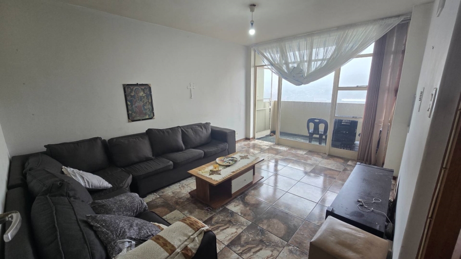 1 Bedroom Property for Sale in Oakdale Western Cape